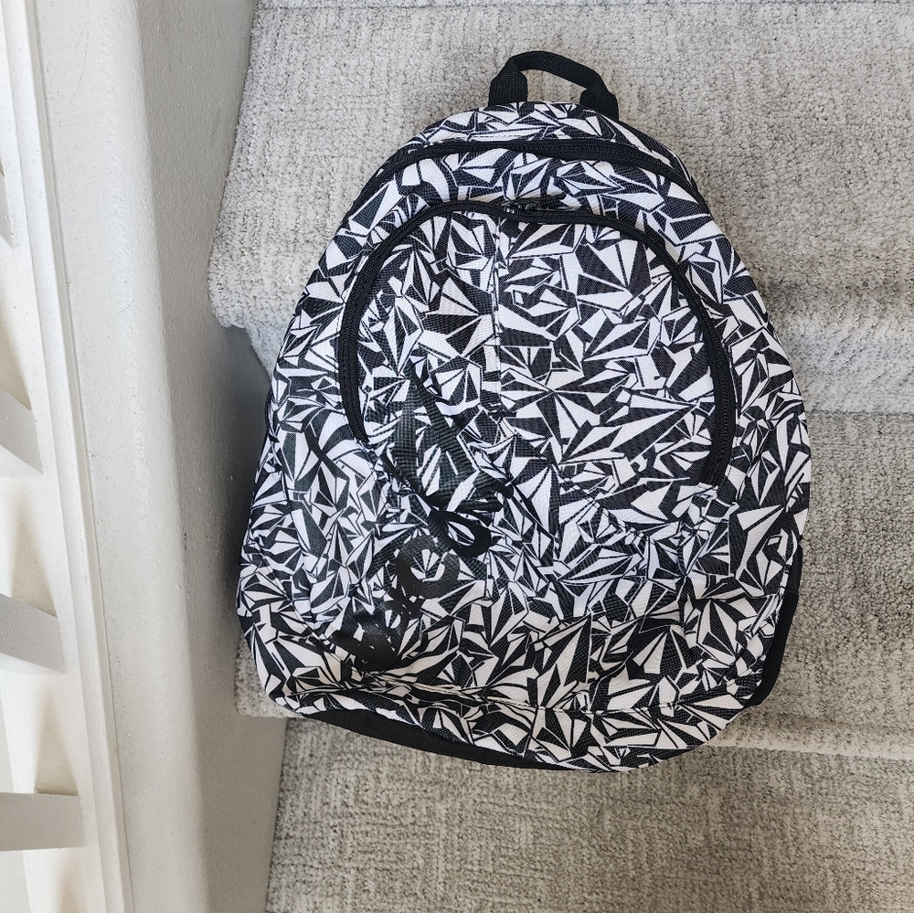 Volcom back pack